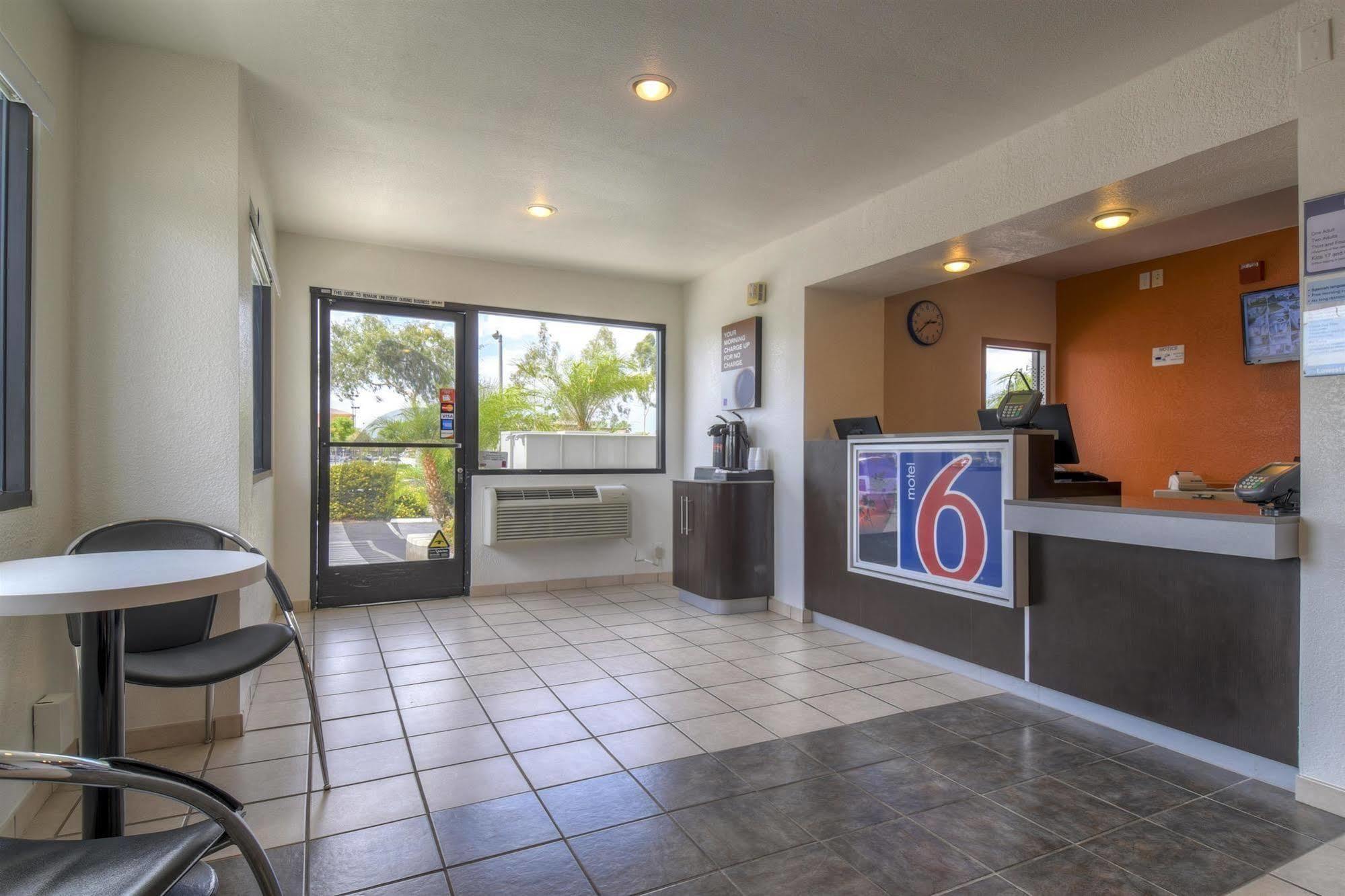 Motel 6-Baldwin Park, Ca - Los Angeles Bagian luar foto